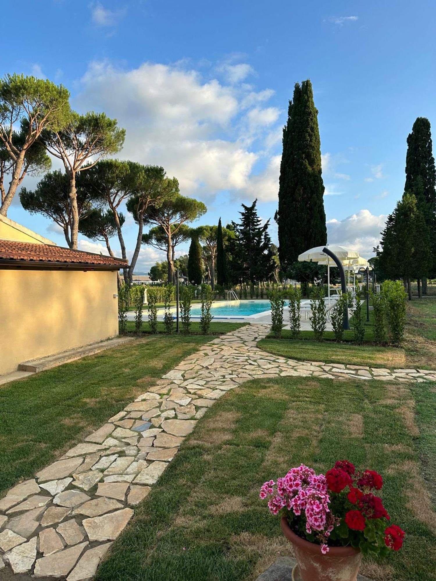 La Vecchia Cantina Guzzardi Лари Экстерьер фото