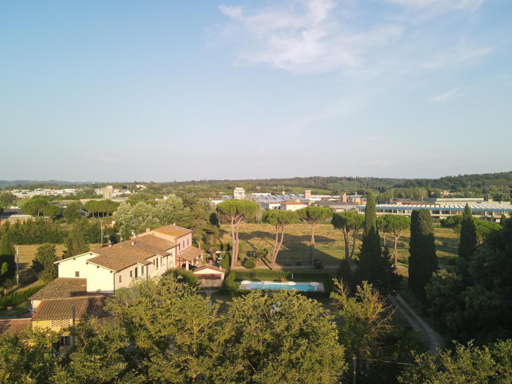 La Vecchia Cantina Guzzardi Лари Экстерьер фото