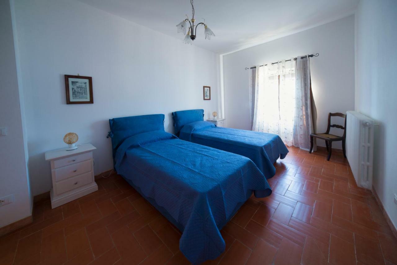 La Vecchia Cantina Guzzardi Лари Экстерьер фото