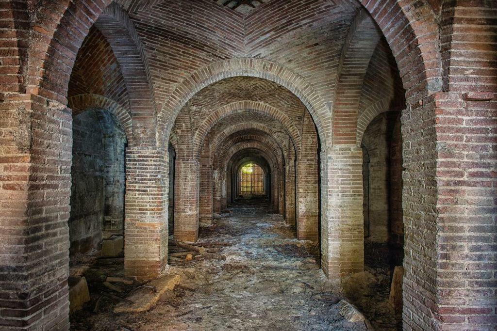 La Vecchia Cantina Guzzardi Лари Экстерьер фото