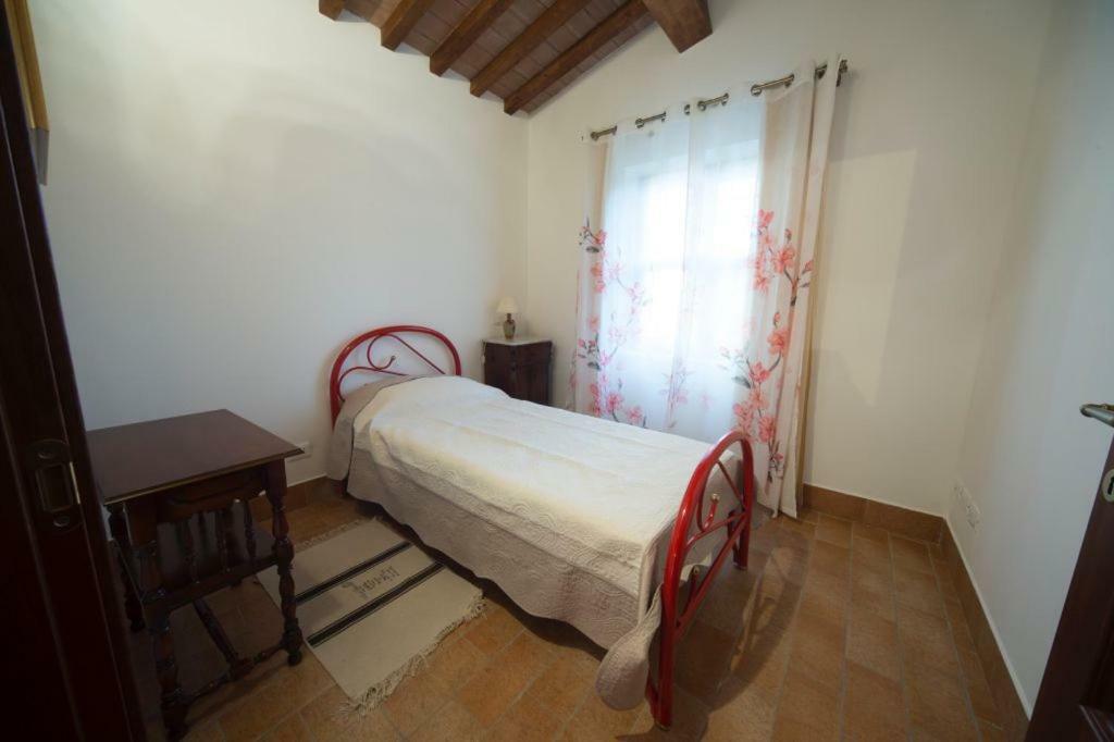 La Vecchia Cantina Guzzardi Лари Экстерьер фото